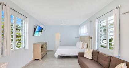 Villa Playa Oria/ /Beachfront Luxury
