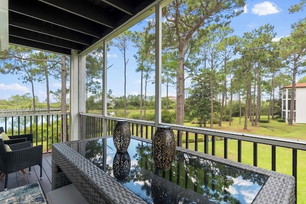 Main Deck off Living Room