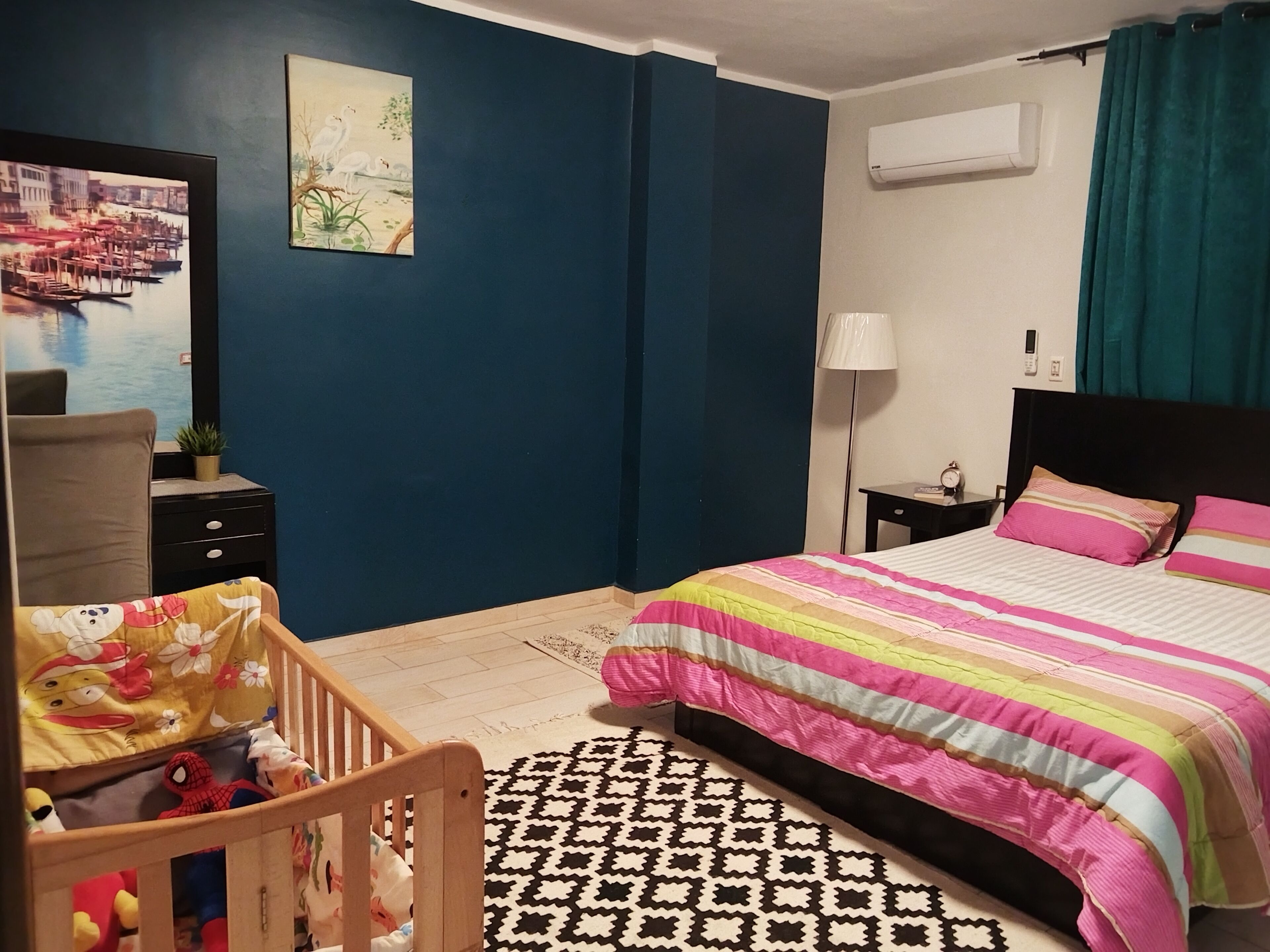 4 bedrooms, in-room safe, desk, soundproofing