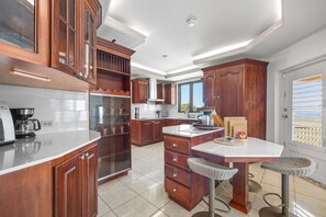 Private kitchen - Ocean View Villa + Private Pool (Camuy)