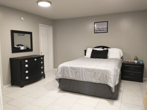 1 bedroom, free WiFi, bed sheets