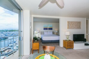 1 soverom, skrivebord, strykejern/-brett og wi-fi (inkludert)