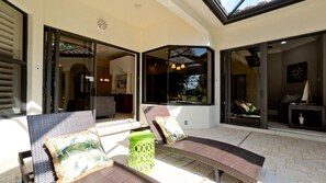 Terrace/patio - Royal Palms - 4BR/4 BA Luxury Home w/ Pool & Spa (Sarasota)