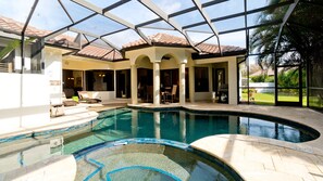 A heated pool - Royal Palms - 4BR/4 BA Luxury Home w/ Pool & Spa (Sarasota)