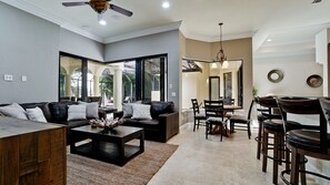 Interior - Royal Palms - 4BR/4 BA Luxury Home w/ Pool & Spa (Sarasota)