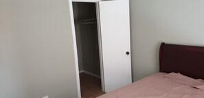 2 bedrooms, free WiFi