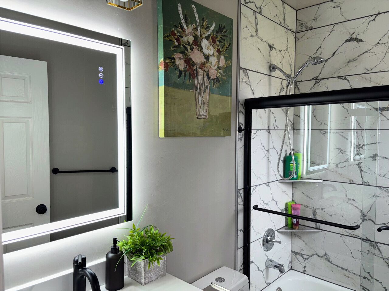 Toalettartikler (inkludert) og hårføner