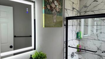 Articles de toilette gratuits, sĂšche-cheveux