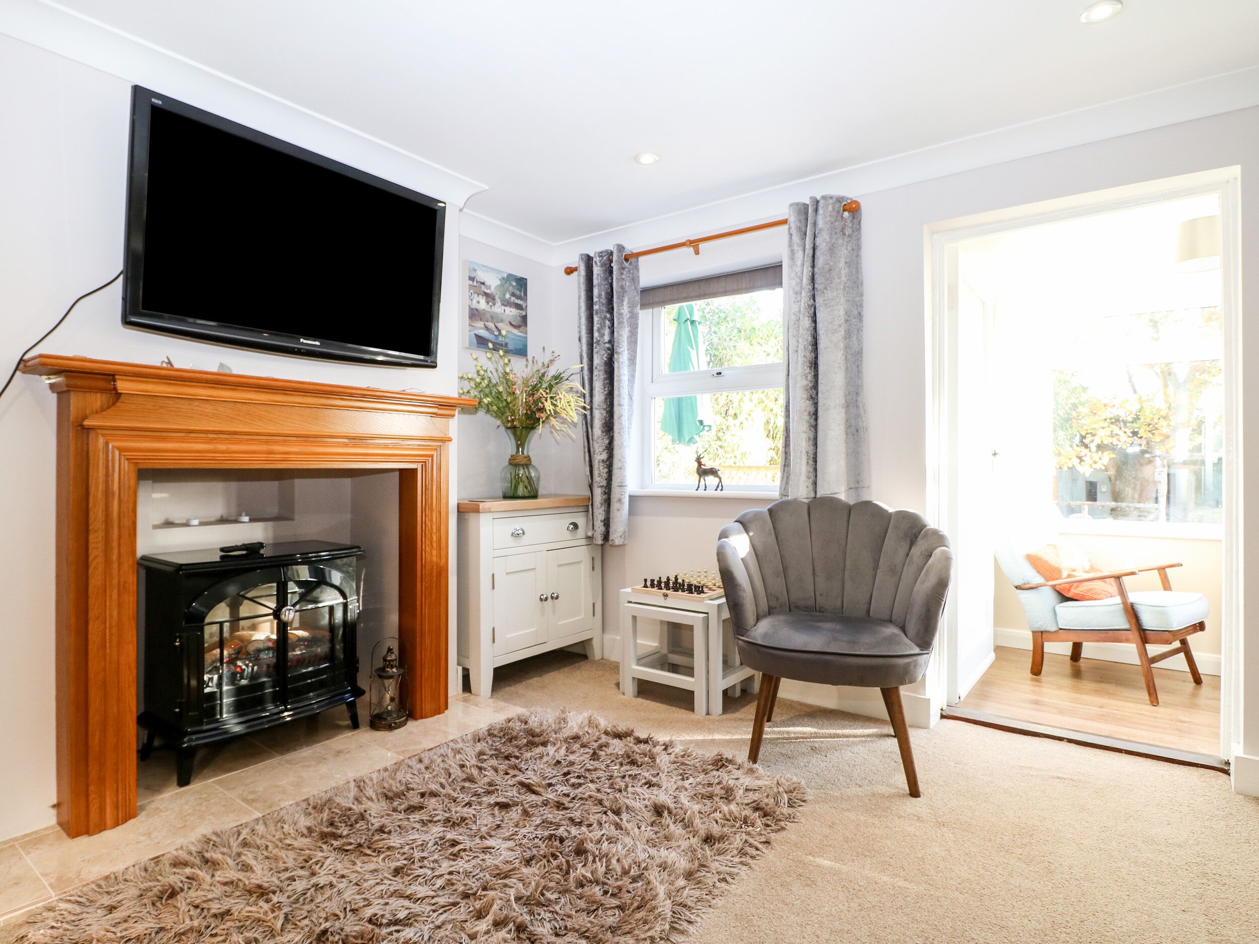 Cosy Cottage, Pet Friendly, With A Garden In Bexhill-on-sea - Kent