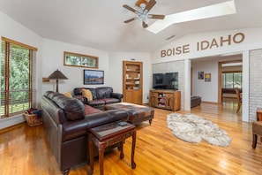 Smart TV, fireplace, stereo, printers