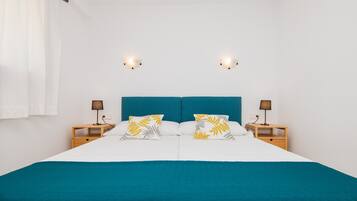 2 quartos, ferros/tábuas de passar roupa, Wi-Fi de cortesia