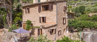 Finca "Sa Teulera" with Mountain Views, Wi-Fi, Air Conditioning, Terrace and Garden