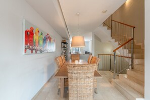Dining - "Beautiful Townhouse Beachfront" with Sea View, Shared Pool, A/C, Wi-Fi (Marbella)