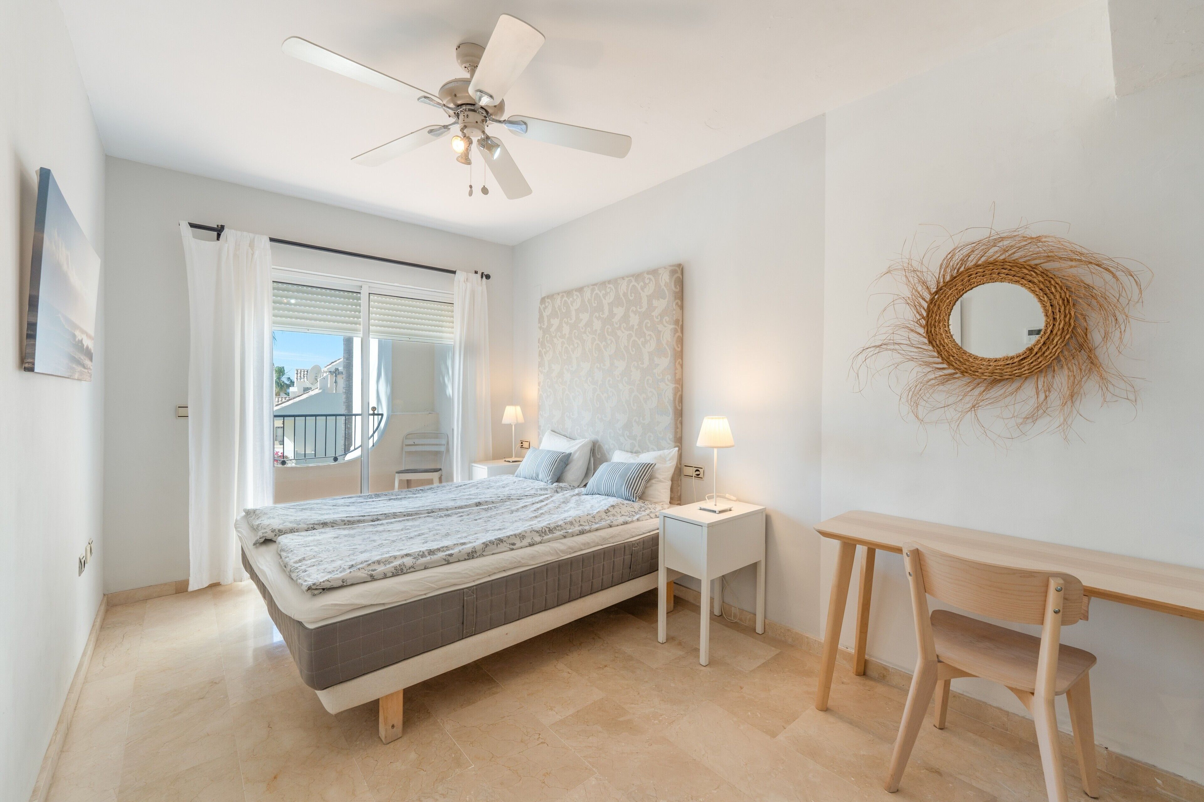 4 bedrooms, iron/ironing board, free WiFi, bed sheets