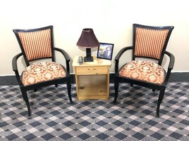 32-inch LED TV with cable channels, TV