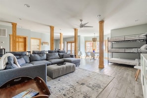 TV, fireplace, books - Happy Trails: Jacuzzi, Lookout Tower, Views! (Pickens)