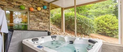 Bain à remous intérieur