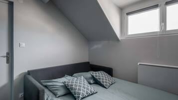 2 Schlafzimmer, Bügeleisen/Bügelbrett, Bettwäsche