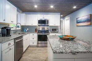 Fogão, cooktop, cafeteira/chaleira
