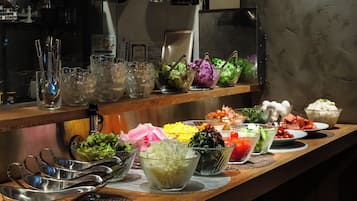 Café da manhã feito na hora todos os dias (JPY 1500 por pessoa)