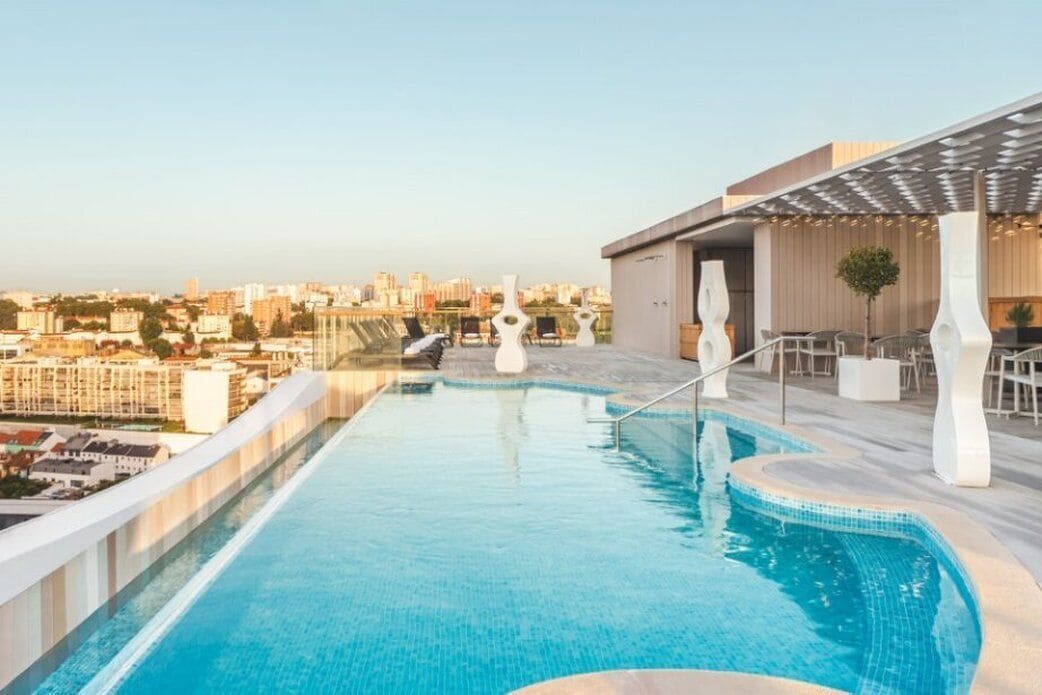 Outdoor pool, sun loungers