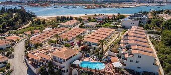 32 V.C: Casa Figueira Fabulous Townhouse in Ferragudo