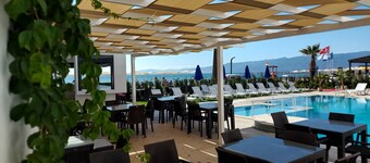 Blue Port Hotel