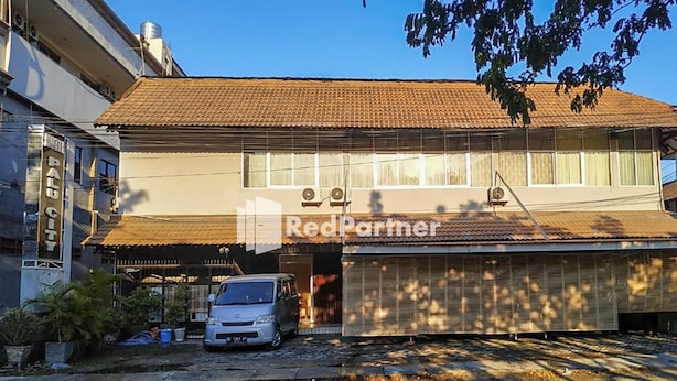 Exterior - Palu City Guest House (Palu)