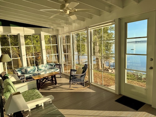 Screened-Porch Torch Lake Cottage • Historic Family Retreat • Walk to Alden