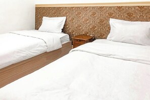 Room - Adisa Homestay by Zuzu (Malang)