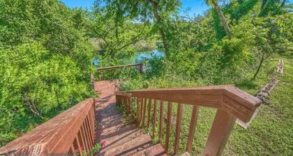 SS B4 Riverside Condo