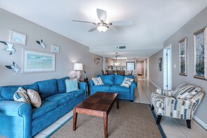 Condo (3 Bedrooms) | Servicio de la propiedad
