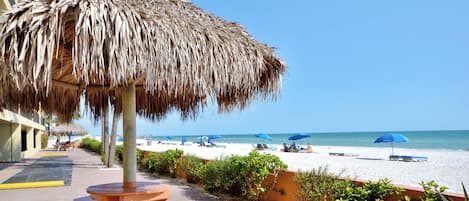 Appartamento (3 Bedrooms) | Servizio della struttura