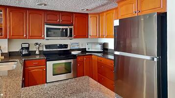 Condo, Multiple Beds, Beach View | Private kitchen | Fridge, microwave, oven, stovetop