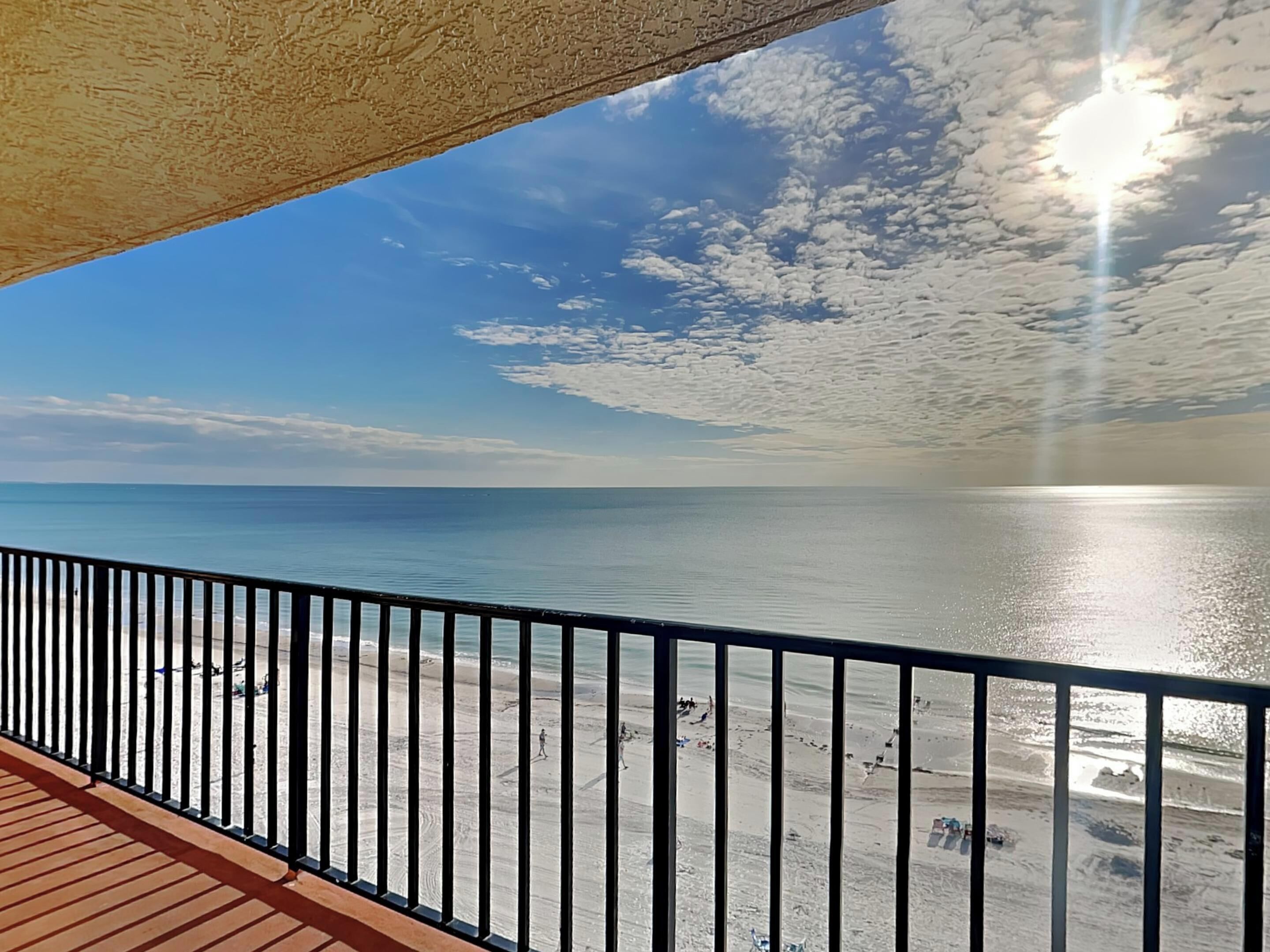 公寓客房, 多張床, 海灘景觀 | 住宿一隅