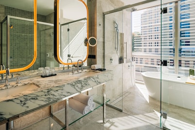 The Tasman, a Luxury Collection Hotel, Hobart