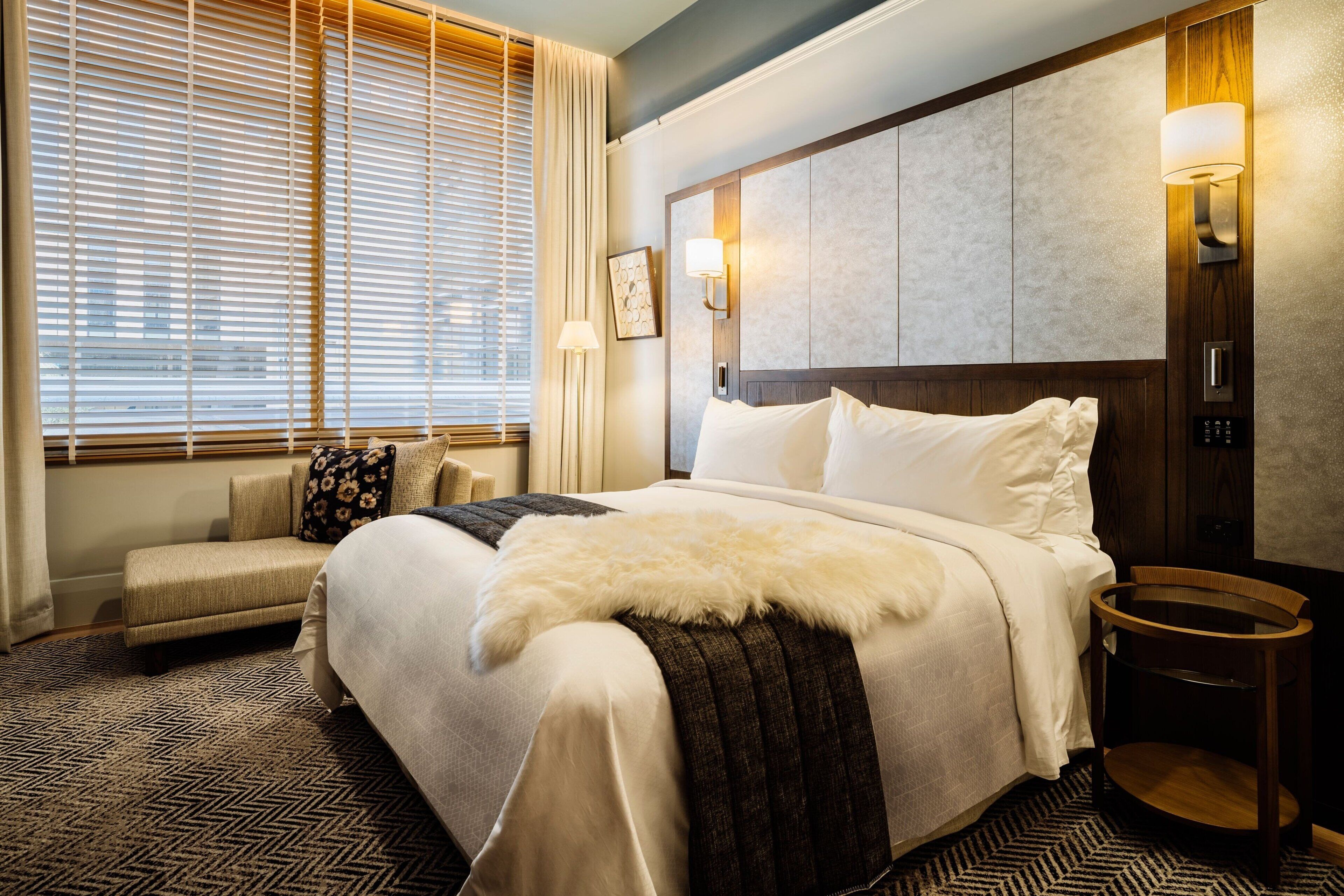 suite, 1 king bed | 1 bedroom, frette italian sheets, premium bedding, pillow-top beds