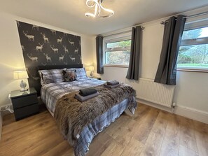 3 bedrooms, individually decorated, individually furnished, free WiFi