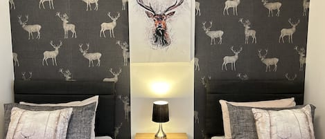Stuga | 2 sovrum, individuell inredning, unika möbler och gratis wi-fi