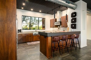 Private kitchen - Lone Mountain Casita 1 Bedroom Home by RedAwning (Cave Creek)