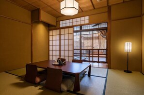 レストラン