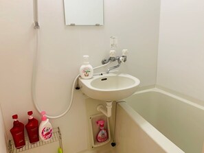Hair dryer, towels