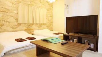 2 bedrooms, desk, iron/ironing board, free WiFi