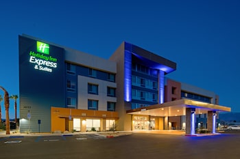 Holiday Inn Express & Suites Palm Desert -  Millennium by IHG