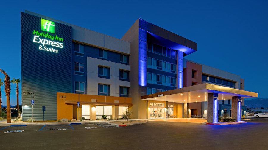 Holiday Inn Express & Suites Palm Desert - Millennium by IHG