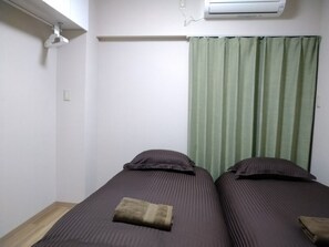 2 chambres, bureau, Wi-Fi gratuit, draps fournis