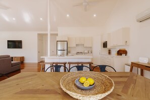 Dining - Enjoy sitting on the balcony listening to the ocean waves with the sea breeze (Diamond Beach)