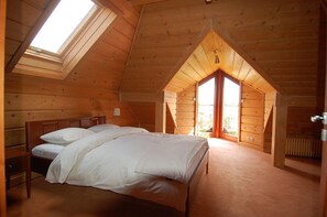 5 間睡房、熨斗/熨衫板、Wi-Fi