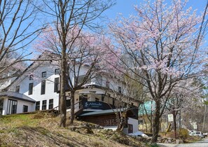 Exterior - Four Bedroom Apartment / Kitaazumi-gun Nagano (Kitaazumi-gun)