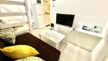 1 bedroom, desk, iron/ironing board, free WiFi